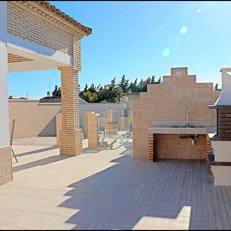Chalet Peñuelas con piscina Conil De La Frontera Luaran gambar
