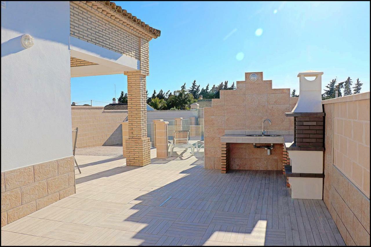 Chalet Peñuelas con piscina Conil De La Frontera Luaran gambar