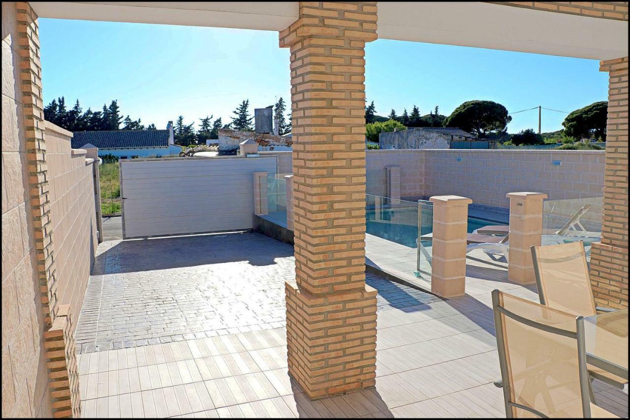 Chalet Peñuelas con piscina Conil De La Frontera Luaran gambar